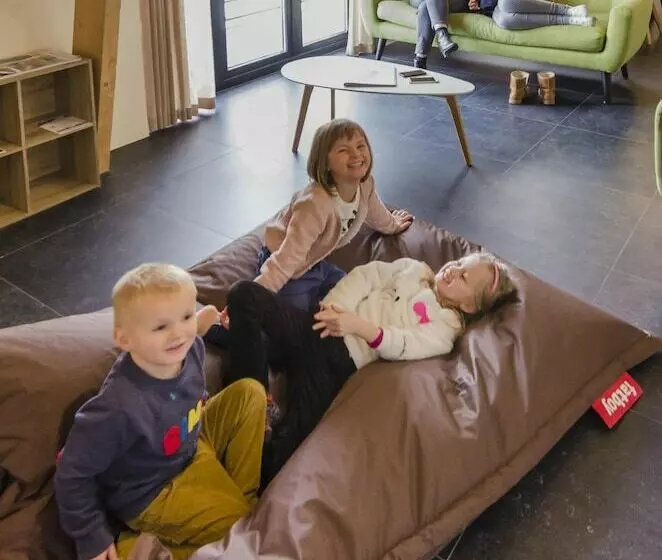 Hotelli Vakantiewoningen Eyndevelde