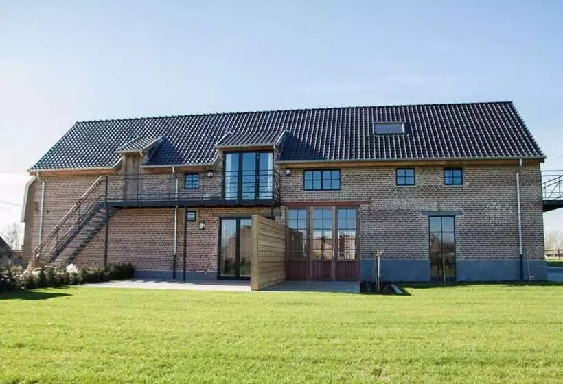 Hotelli Vakantiewoningen Eyndevelde