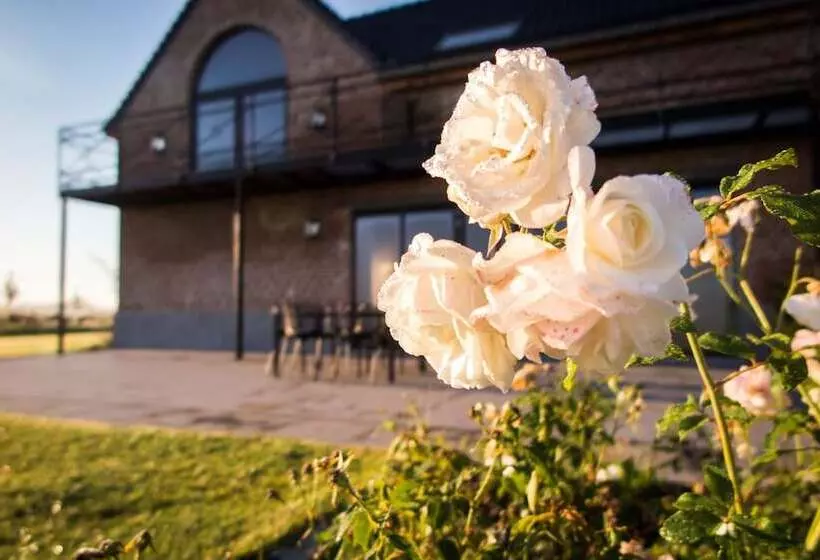 Hotelli Vakantiewoningen Eyndevelde