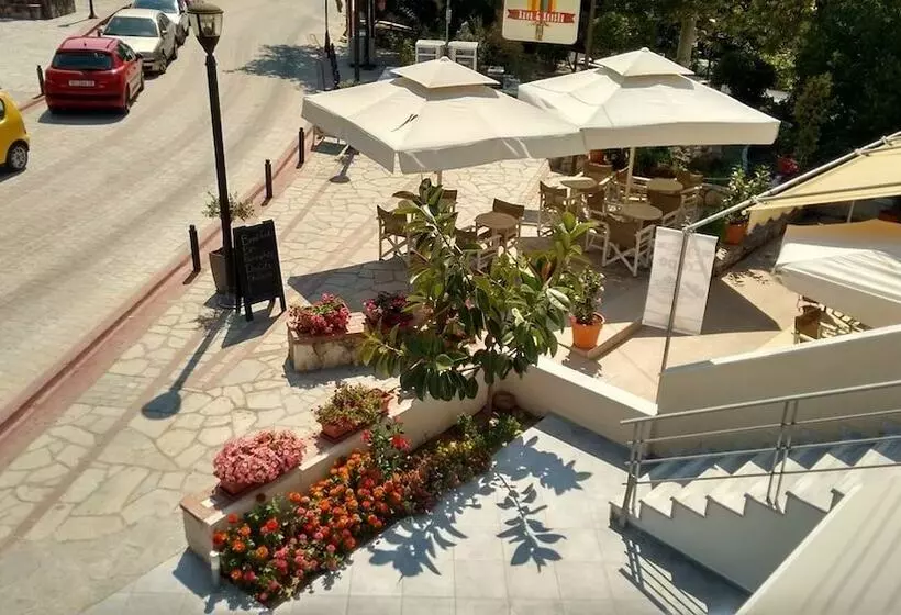 Kentrikon Suites