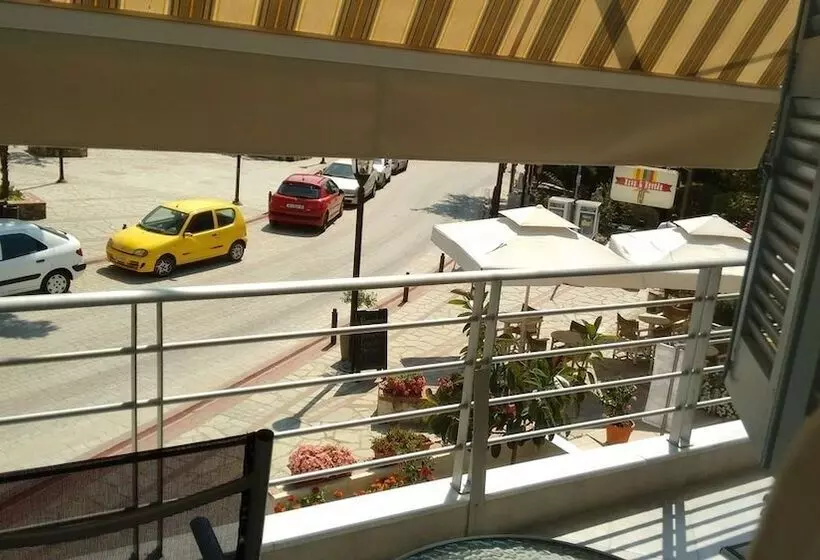 Kentrikon Suites