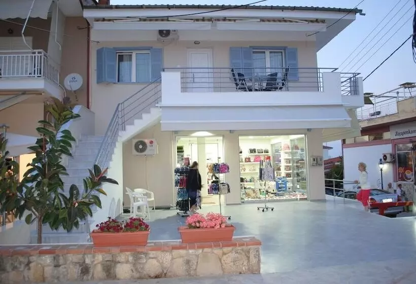 Kentrikon Suites