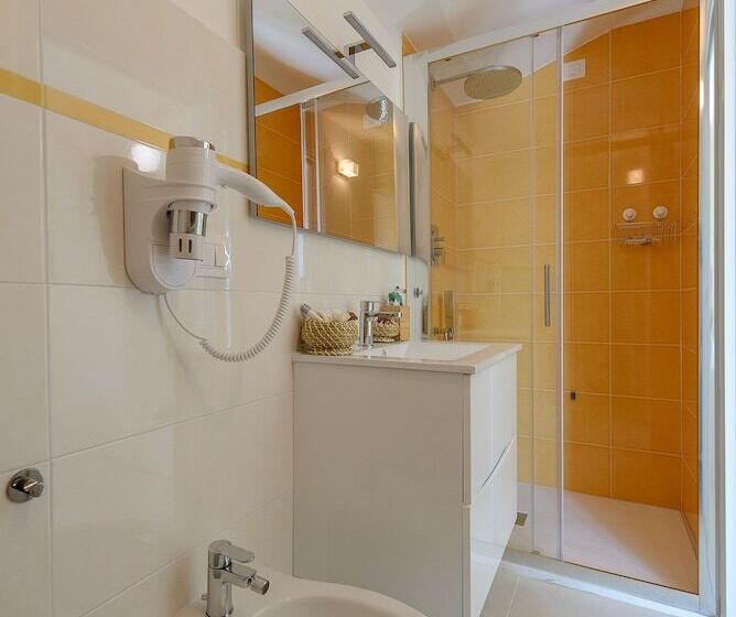 פנסיון B&b Vistamare Suite