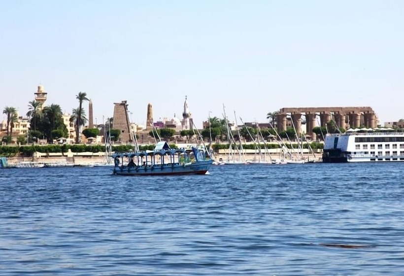 پانسیون Lotus Lis House