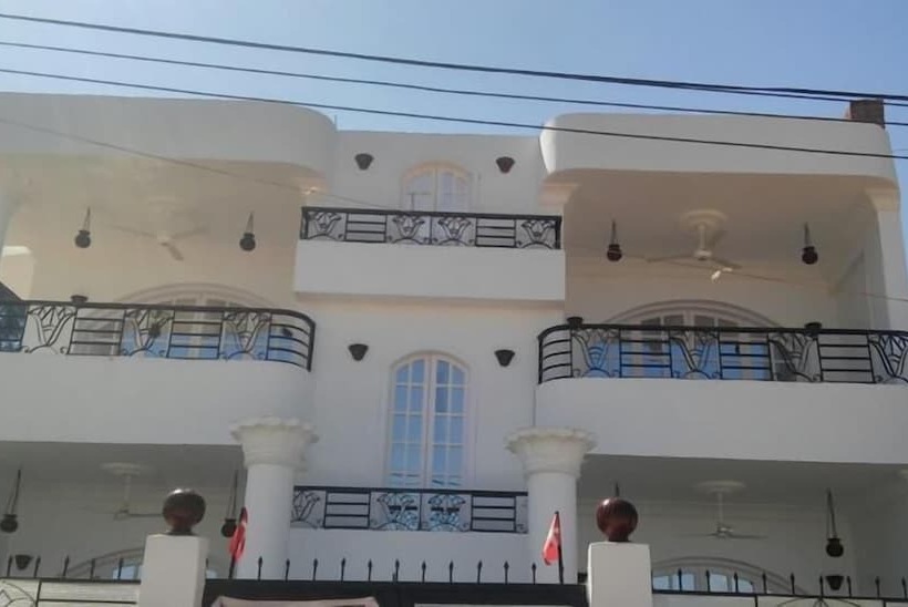 پانسیون Lotus Lis House