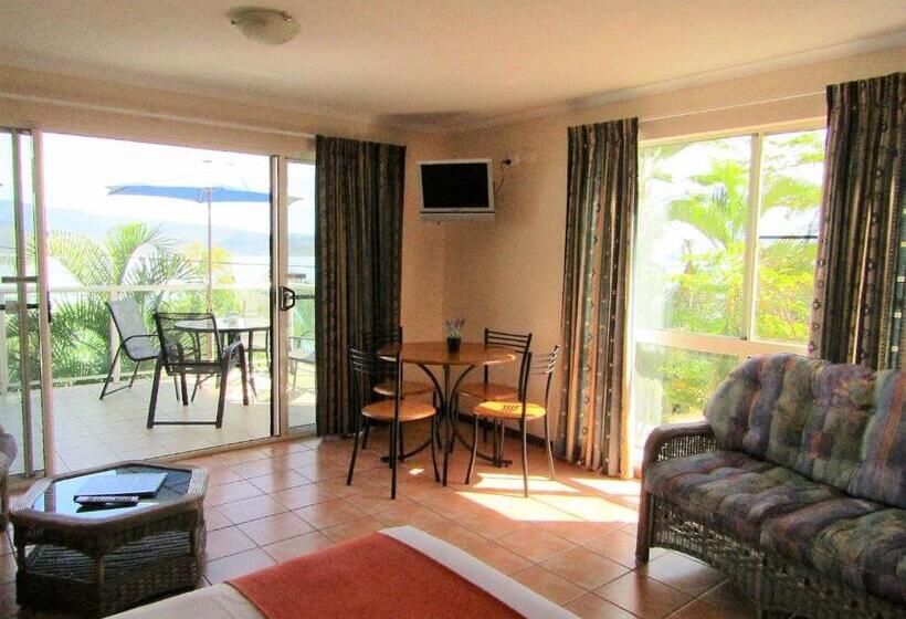 Sunlit Waters Studio Apartments