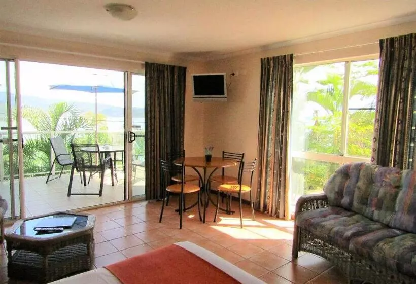 Sunlit Waters Studio Apartments