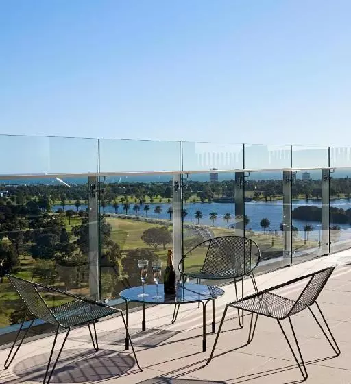 Tyrian Albert Park Lake