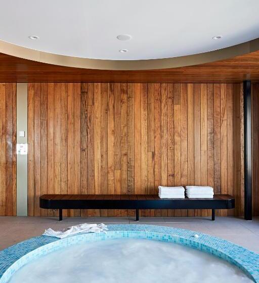 Tyrian Albert Park Lake