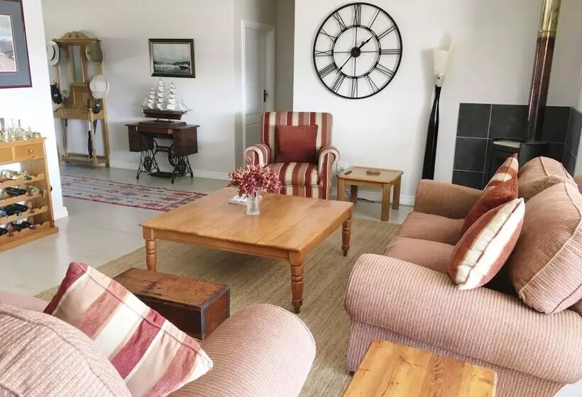 ベッドアンドブレックファースト Country Comfort