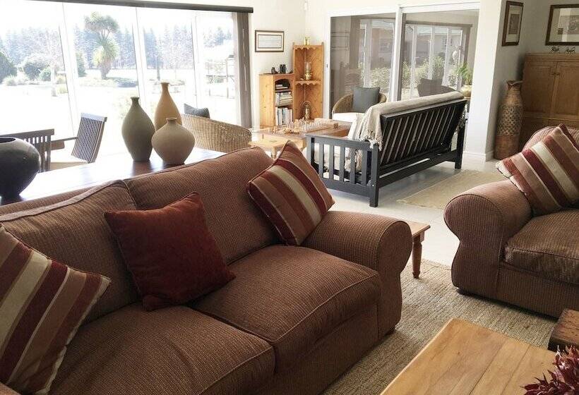 住宿加早餐  Country Comfort