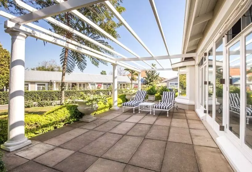 Aamiaismajoitus (B&B) The Bentley Westville