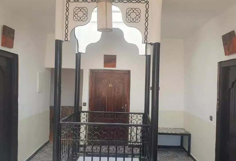 تختخواب و صبحانه Tizi Maison D Hôtes