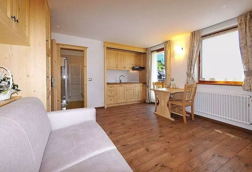 Hotelli Garnì Bucaneve Bellezza E Salute