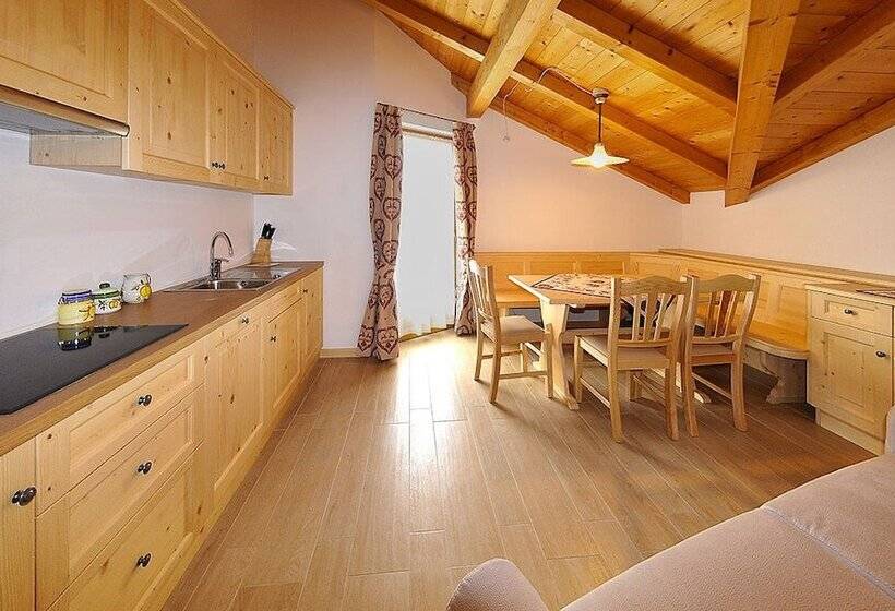 Отель Garnì Bucaneve Bellezza E Salute