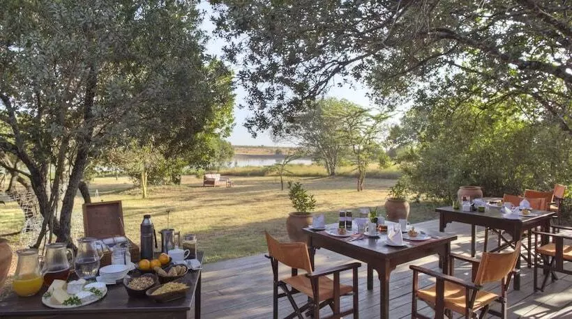 هتل Kicheche Laikipia Camp