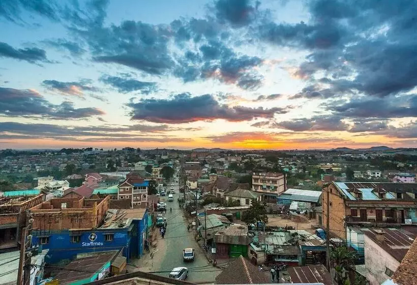 هتل Oceanis Home & Voyages