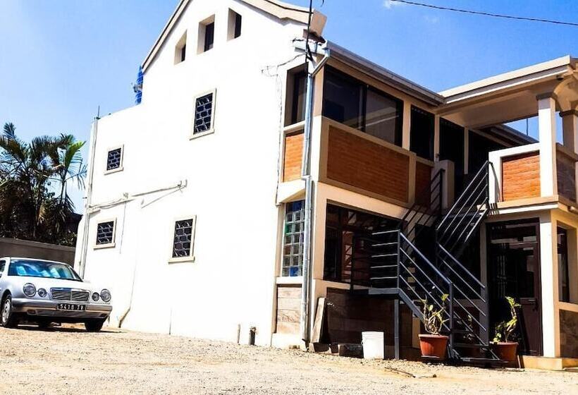 Hotel Oceanis Home & Voyages