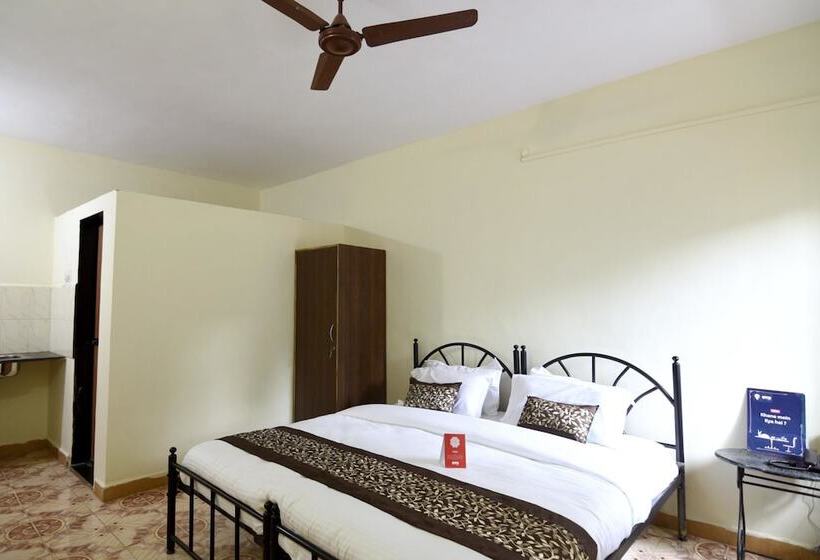 Hotell Oyo 9672 Near Baga Beach