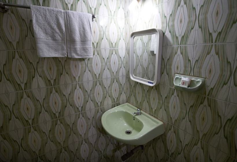 Hotell Oyo 9672 Near Baga Beach