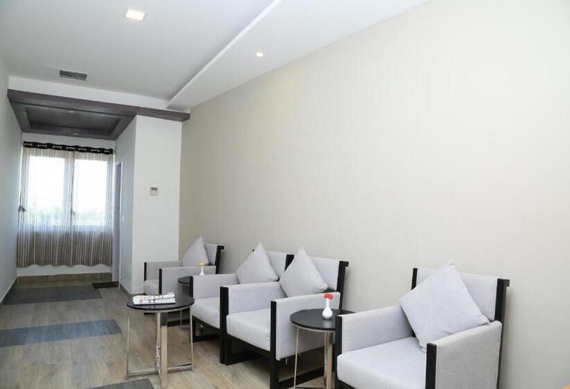 בית מלון כפרי Queens Inn