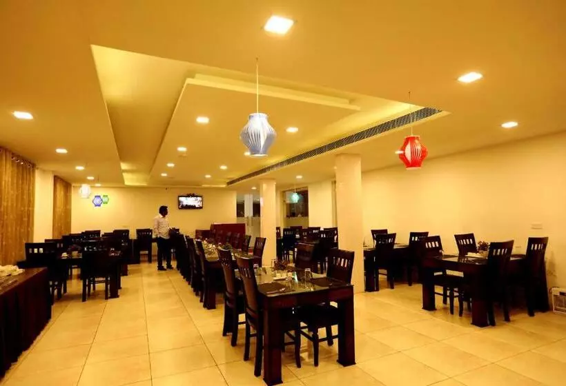 Hotelli Queens Inn