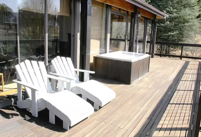 Hotelli Sani Valley Nature Lodges