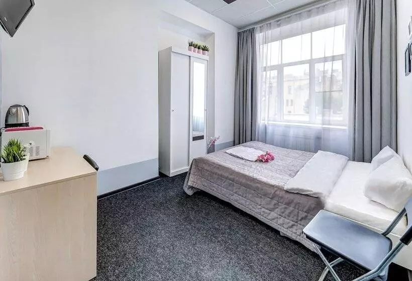 ホテル Superhostel On Mayakovskogo 27