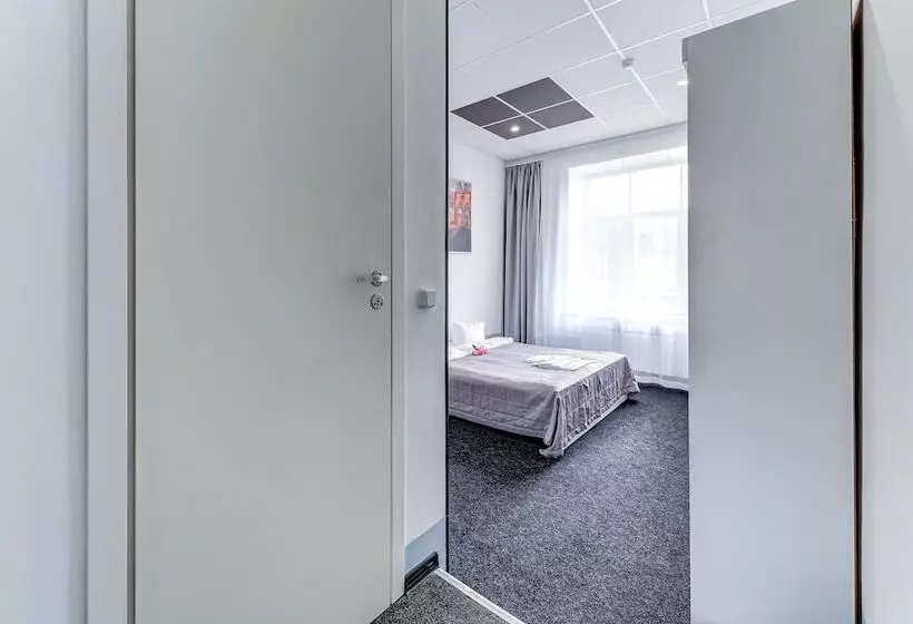 ホテル Superhostel On Mayakovskogo 27