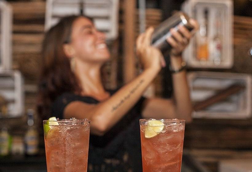 Lucky Traveler Hostel