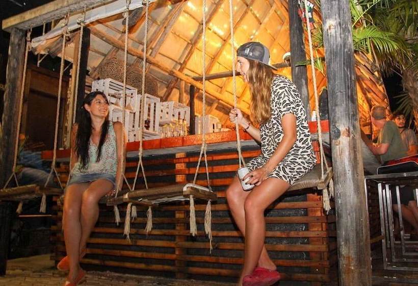 Lucky Traveler Hostel