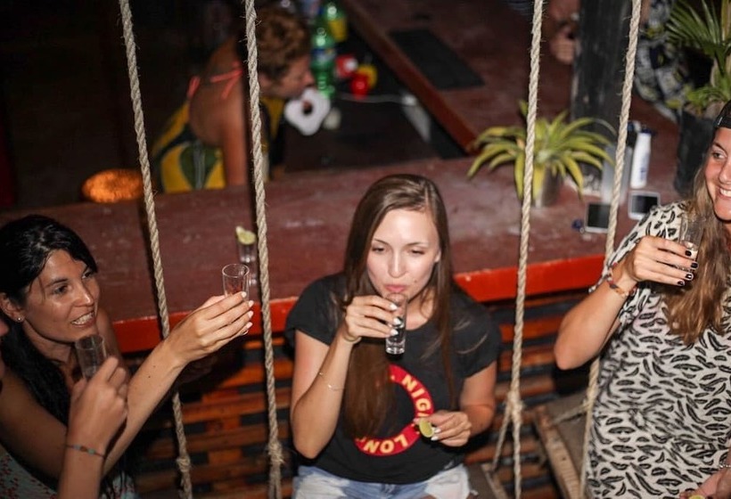 Lucky Traveler Hostel