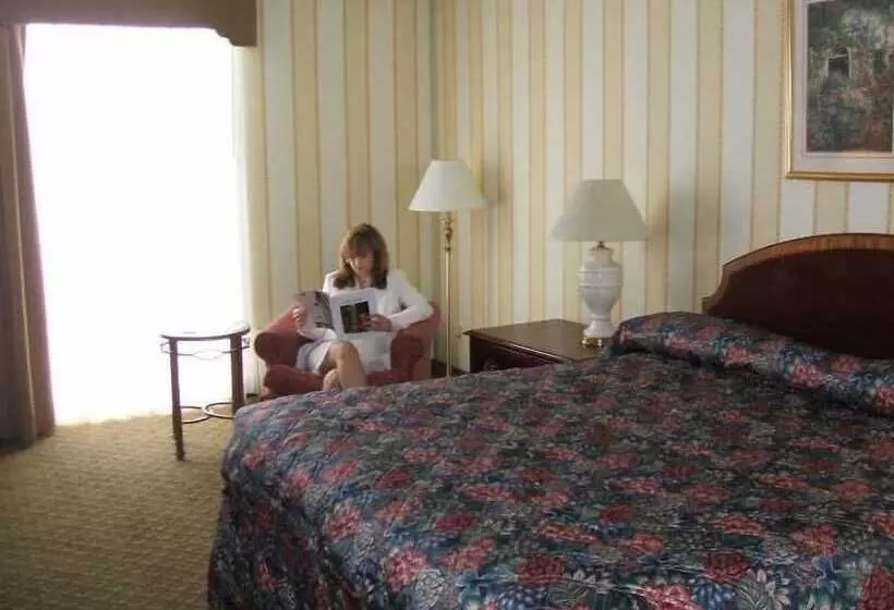 ホテル A Victory Inn & Suites Ann Arbor