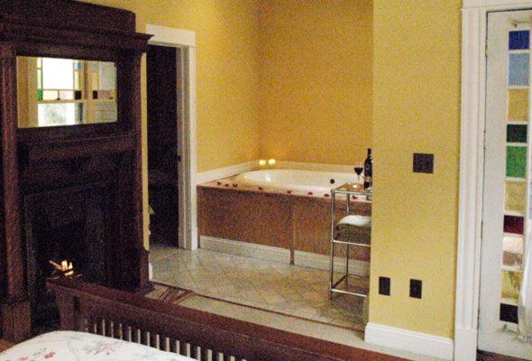 هتل Alps Boulder Canyon Inn