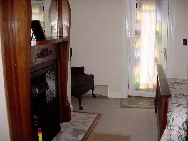 酒店 Alps Boulder Canyon Inn