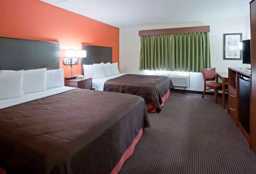 בית מלון כפרי Americinn By Wyndham Coon Rapids