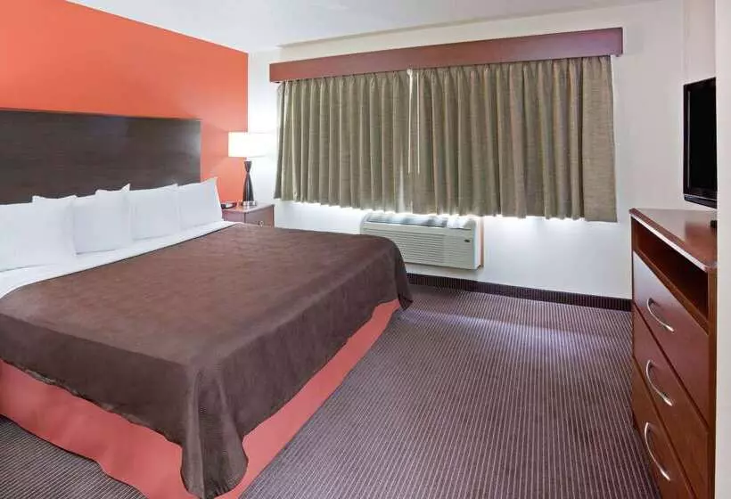 בית מלון כפרי Americinn By Wyndham Coon Rapids