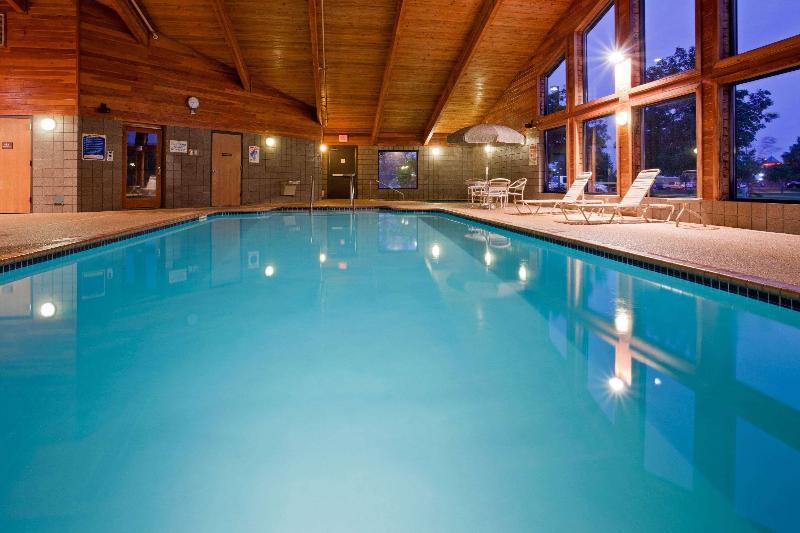 Hotel Americinn By Wyndham Coon Rapids