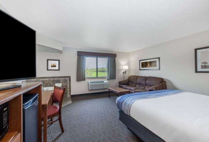 هتل Americinn By Wyndham Dickinson