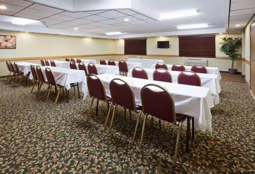 酒店 Americinn By Wyndham Fargo West Acres