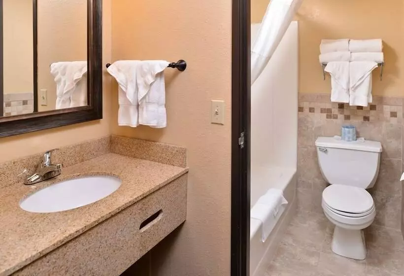 酒店 Americinn By Wyndham Fargo West Acres