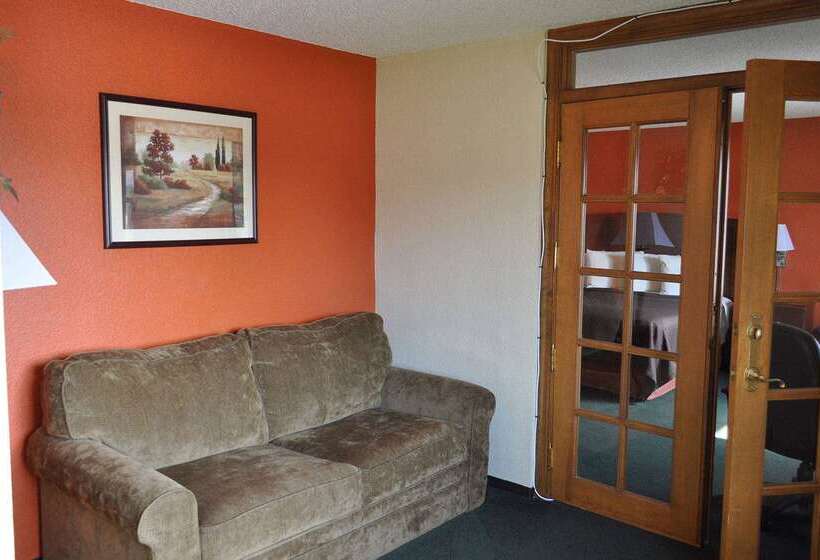 בית מלון כפרי Americinn By Wyndham Plymouth