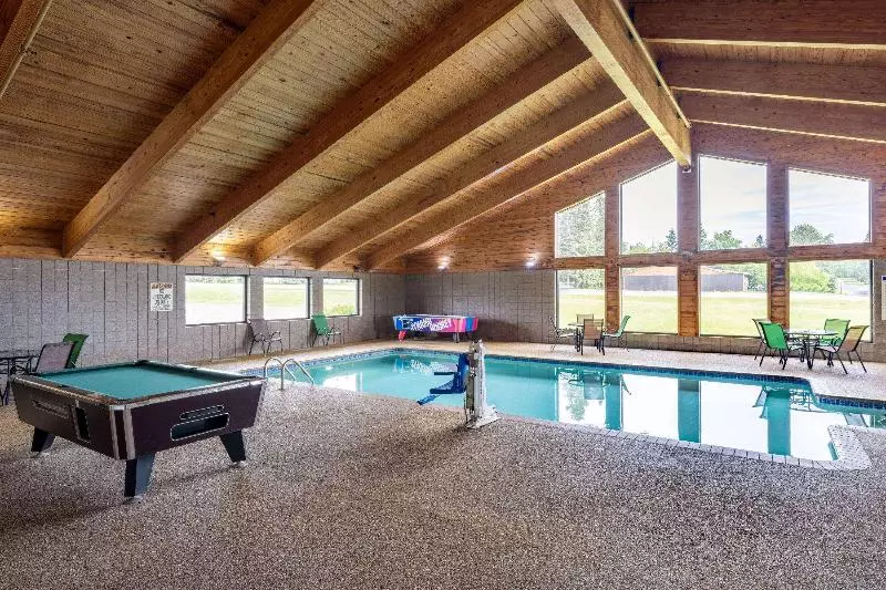 Hotelli Americinn By Wyndham Two Harbors Near Lake Superior