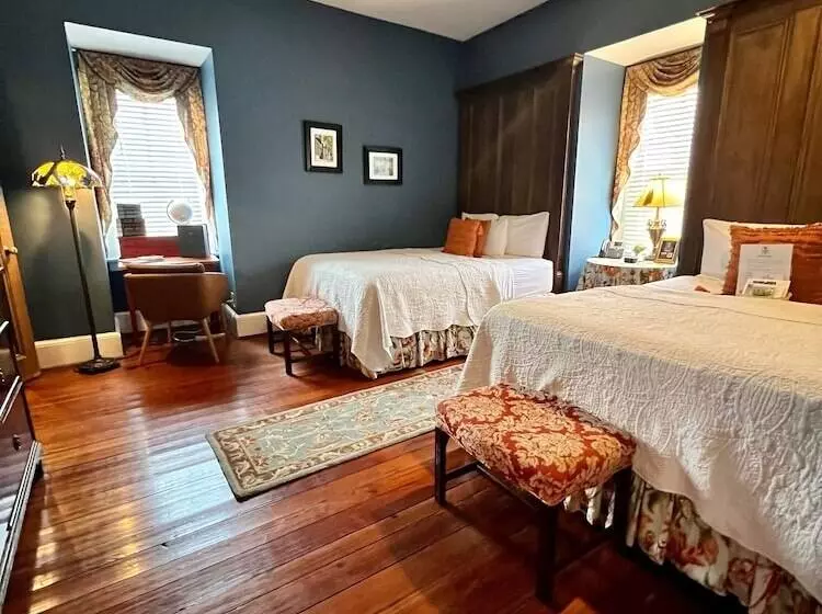 ホテル Barksdale House Inn