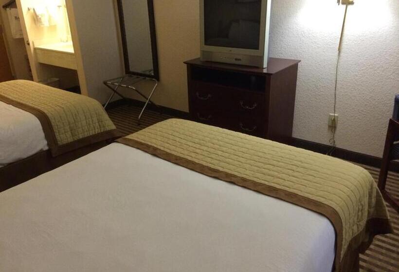 فندق Baymont By Wyndham Metropolis