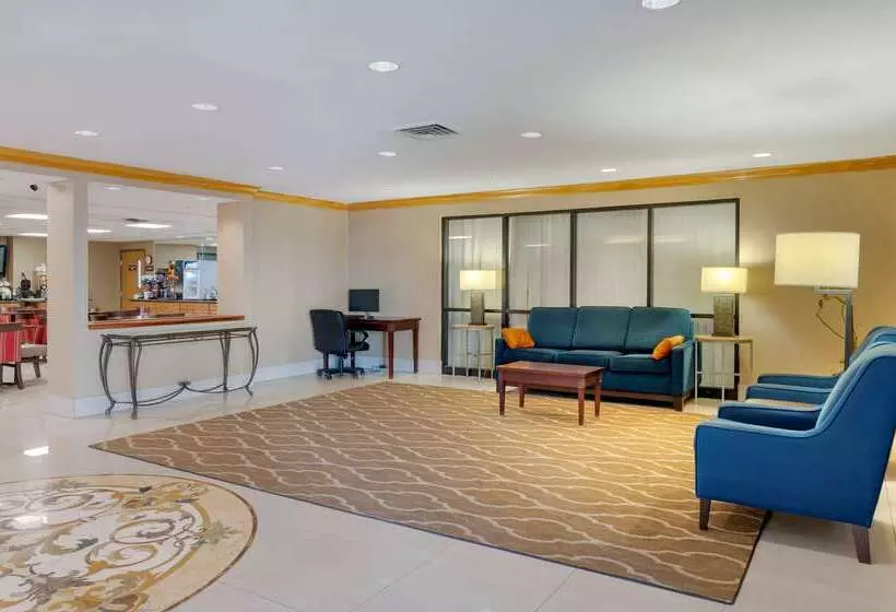 Hotelli Comfort Inn Anderson South