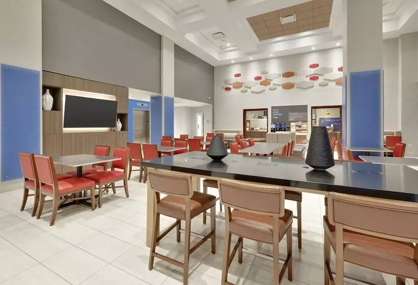 호텔 Holiday Inn Express & Suites Irving Conv Ctr Las Colinas, An Ihg