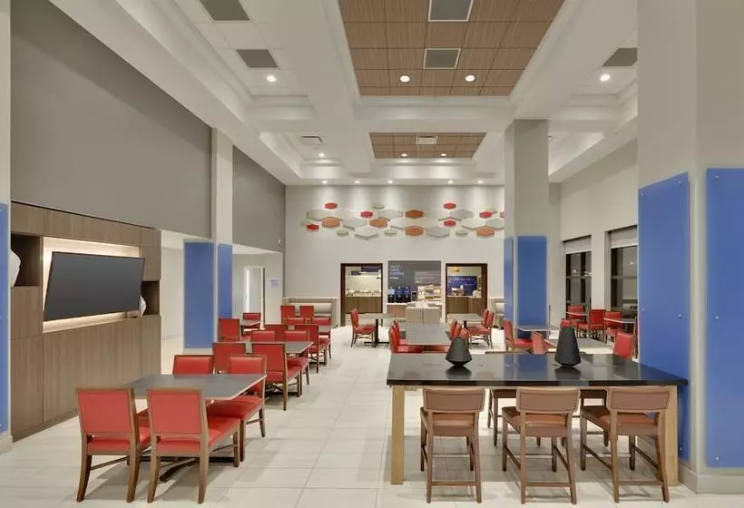 호텔 Holiday Inn Express & Suites Irving Conv Ctr Las Colinas, An Ihg