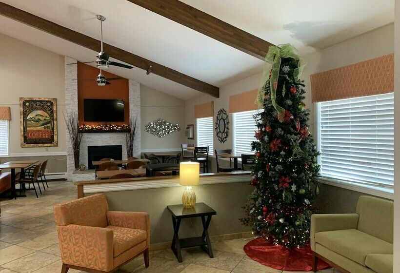 Отель Nichols Inn & Suites