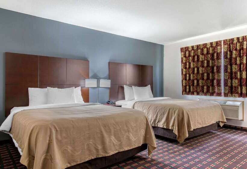 Отель Quality Inn & Suites